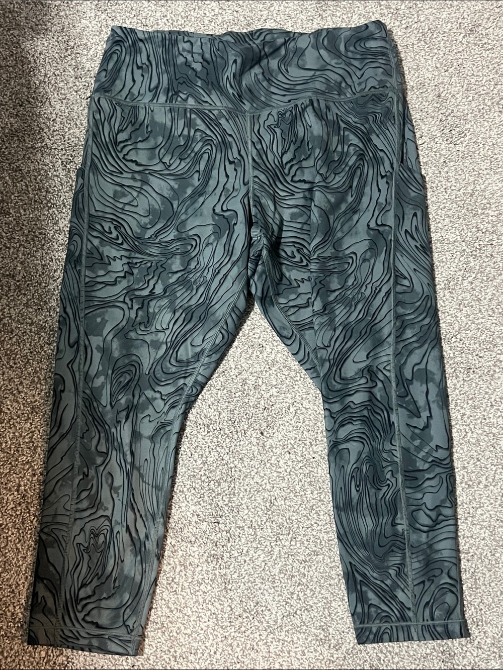 Athleta Black & Dark Gray Swirl-Print Leggings